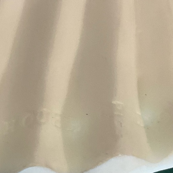 Christmas Around the World 1998 House of Lloyd Alabaster-Style Lighted Angel - Picture 10 of 13